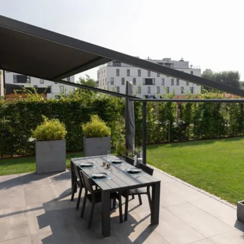 Pergolas bioclimatiques — Inspirations et ambiances