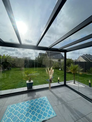 Pergolas toile — Détails et finitions