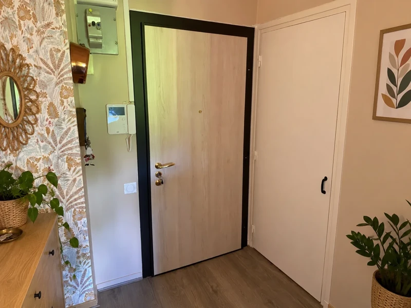 Porte blindée / palière à Saint-Lô