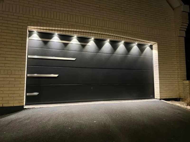 Porte de garage sectionnelle plafond à Granville