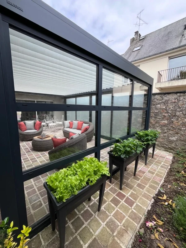 Photo 5 — Installation d'une pergola Brustor à Périers