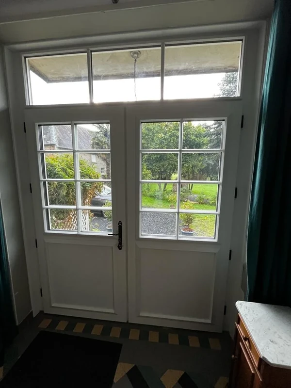 Photo 2 — Installation d'une porte d'entrée Bel'M près de Carentan