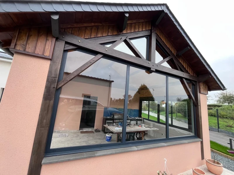 Photo 4 — Installation de baies vitrées Bochassy dans la manche à Avranches